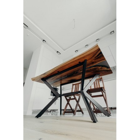 Кухонный стол из эпоксидной смолы А-39